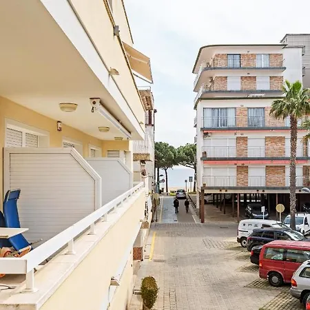 La Marina 2*